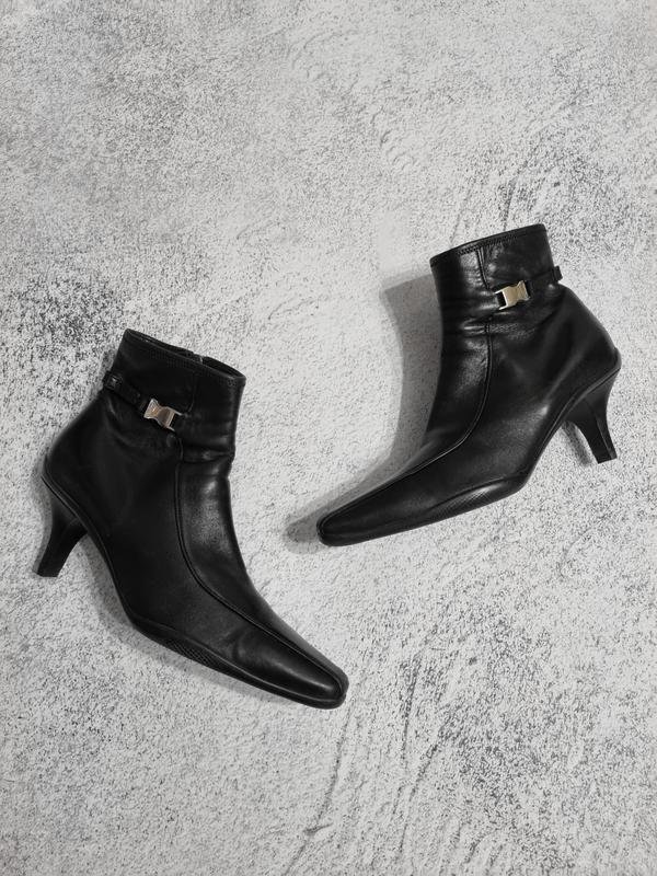 Women Prada Ankle Boots Black Leather 38.5