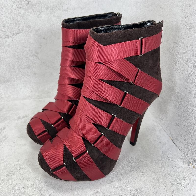 Женские Christian Louboutin Ботильоны Красные