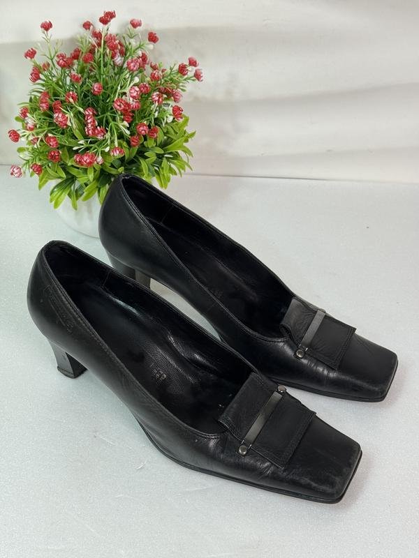 Женские Tamaris Туфли Чёрные Кожа 36.5