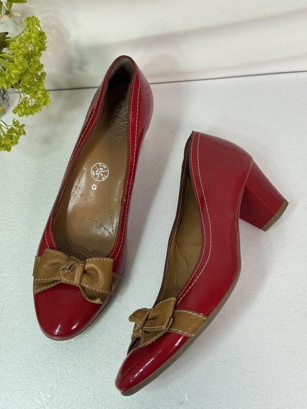 Женские Ara Туфли Красные Лаковые 39.5
