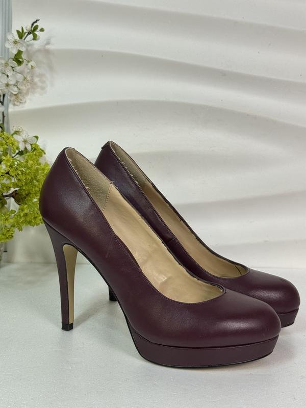 Женские Bata Туфли Фиолетовые Кожа 38.5