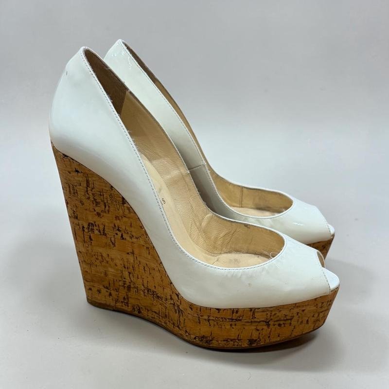 Женские Christian Louboutin Босоножки Белые 37