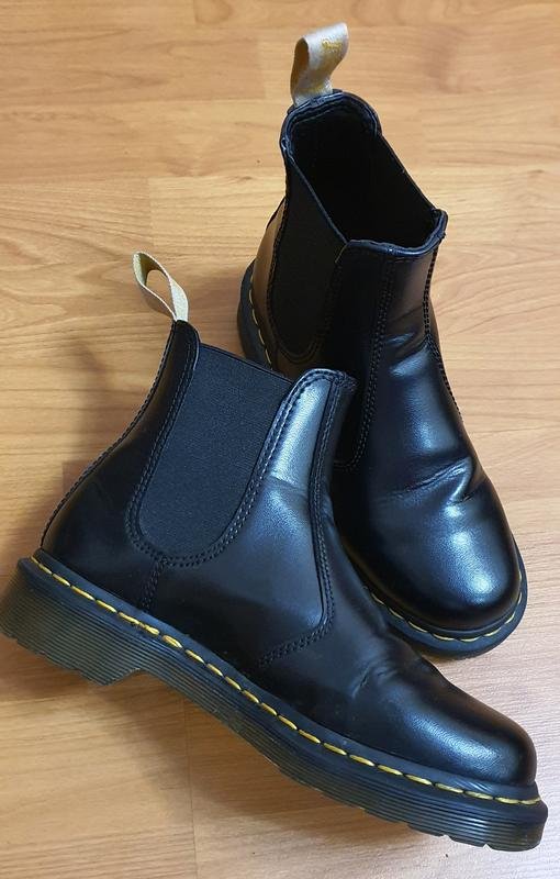 Women Dr. Martens Boots Black Leather 37