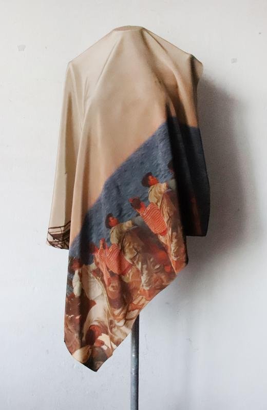 Damen Akris Schal Blau Seide