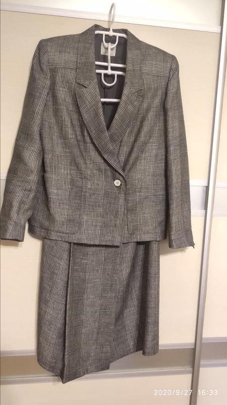 Женский Cerruti Костюм Серый Лен 34 / XS / 42