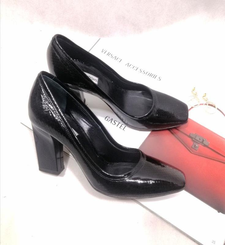 Женские Baldessarini Туфли Чёрные Кожаные 36