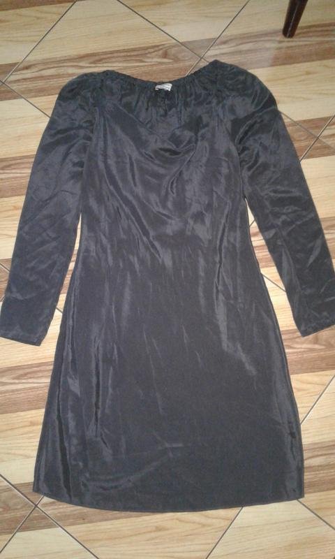 Женское Cambridge Satchel Платье Серый Шелк L