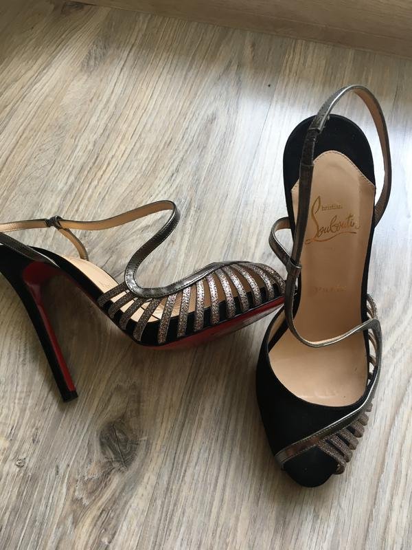 Женские Christian Louboutin Босоножки Чёрный 38.5