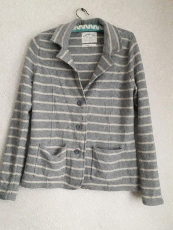 Женский Cambridge Satchel Пиджак Серый 40 / L / 48