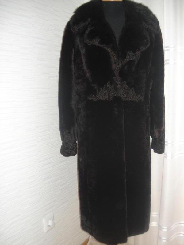 Women Mido International Coat Brown Mouton 40 / L